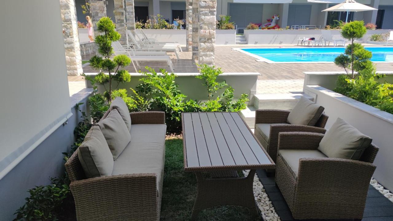 Antigona Nikiti Apartment Bagian luar foto